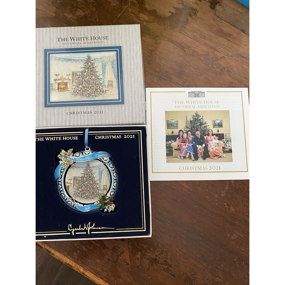 Christmas 2021 The White House Historical Association Ornament w/ Box & Booklet